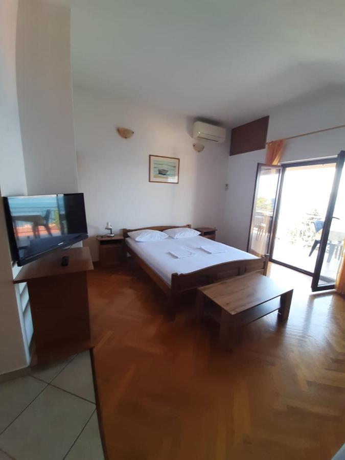 Apartments Ivanka Starigrad Paklenica Exterior foto